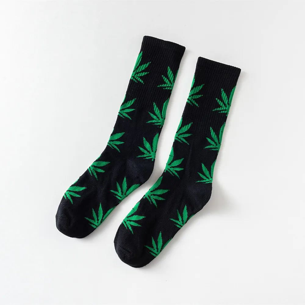 Calcetines Casuales de Algodón Premium – Diseño Único de Hojas de Cannabis y Motivos Naturales

Descubre la combinación perfecta entre estilo, comodidad y calidad con nuestros calcetines casuales unisex, diseñados espe