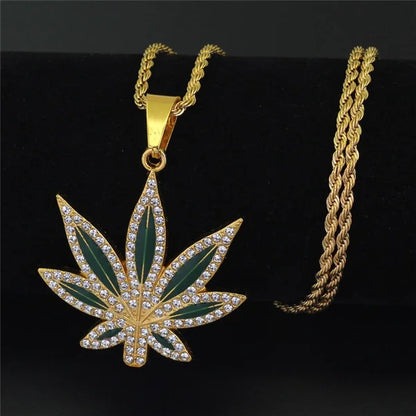 Collar con Colgante de Hoja de Cannabis – Joyería Unisex Inspirada en la Naturaleza 🌿

Descubre este collar premium con diseño de hoja de cannabis , perfecto para mujeres y hombres que buscan un estilo único y moderno