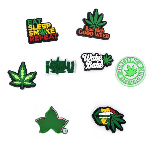 Accesorios / Encantos de Zapatos con Temática de Cannabis para Crocs – Accesorios Divertidos y Originales 🌿👟

¡Dale un toque único a tus zapatos con estos plegables / encantos de marihuana! Perfectos para adolescen