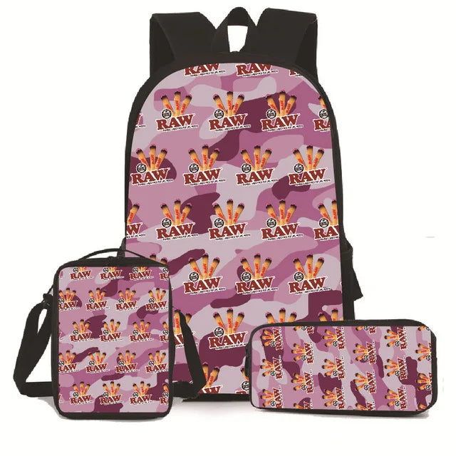 Set creativo de mochila, cartuchera y portador de porros – ¡Estilo y Originalidad en Cada Uso! 🌿🎨

Set perfecto para quienes buscan brillar con su personalidad en cada momento. Incluye bolsas multifuncionales: mochil