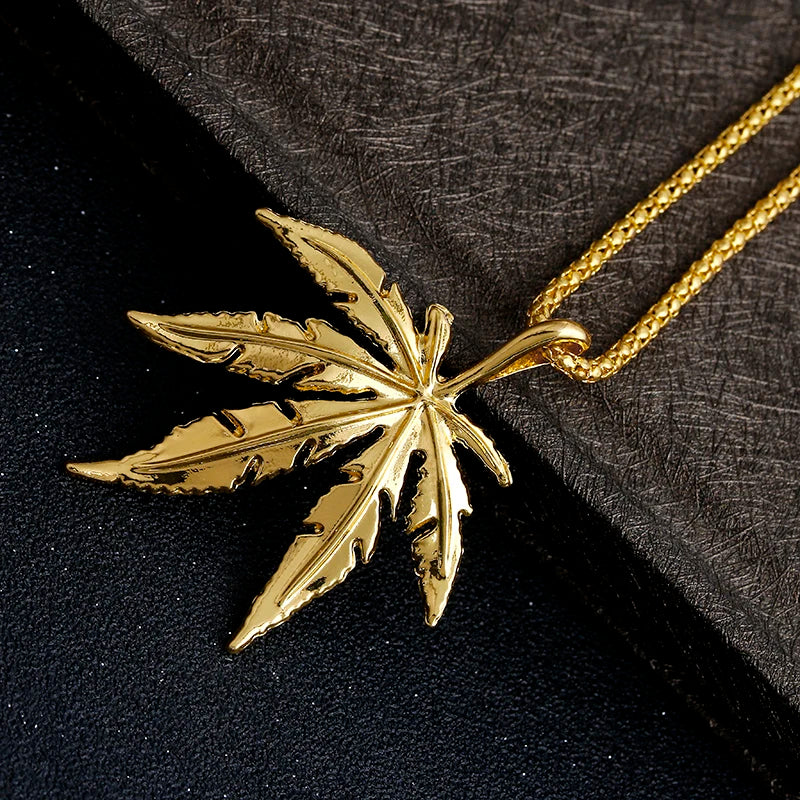 Collar con Colgante de Hoja de Cannabis – Joyería Unisex Inspirada en la Naturaleza 🌿

Descubre este collar premium con diseño de hoja de cannabis , perfecto para mujeres y hombres que buscan un estilo único y moderno
