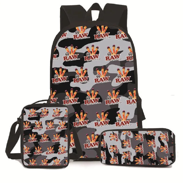 Set creativo de mochila, cartuchera y portador de porros – ¡Estilo y Originalidad en Cada Uso! 🌿🎨

Set perfecto para quienes buscan brillar con su personalidad en cada momento. Incluye bolsas multifuncionales: mochil