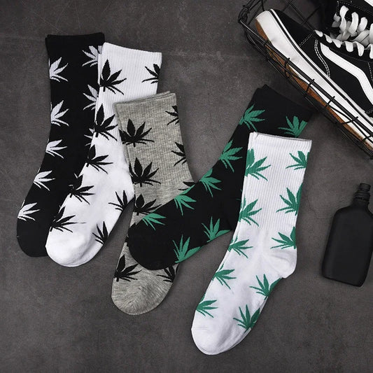 Calcetines Casuales de Algodón Premium – Diseño Único con Hoja de Cannabis y Motivos Naturales

Combinación perfecta entre estilo, comodidad y calidad con nuestros calcetines casuales unisex, diseñados especialmente pa