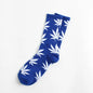 Calcetines Casuales de Algodón Premium – Diseño Único de Hojas de Cannabis y Motivos Naturales

Descubre la combinación perfecta entre estilo, comodidad y calidad con nuestros calcetines casuales unisex, diseñados espe
