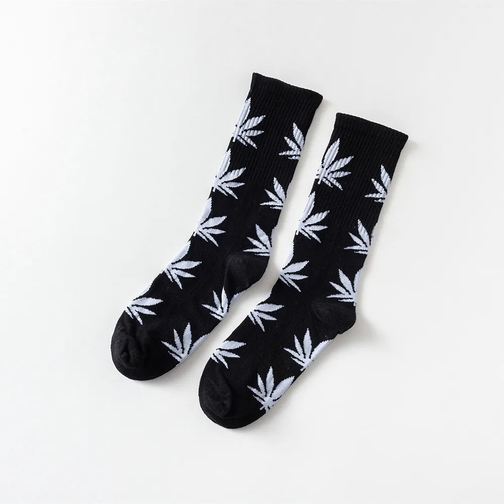 Calcetines Casuales de Algodón Premium – Diseño Único de Hojas de Cannabis y Motivos Naturales

Descubre la combinación perfecta entre estilo, comodidad y calidad con nuestros calcetines casuales unisex, diseñados espe