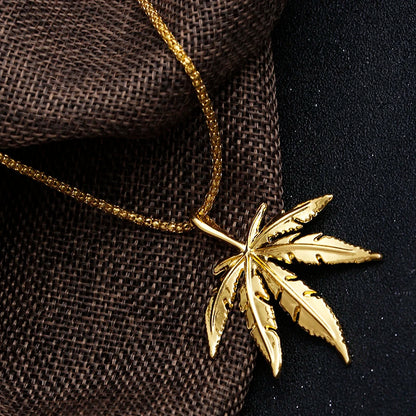 Collar con Colgante de Hoja de Cannabis – Joyería Unisex Inspirada en la Naturaleza 🌿

Descubre este collar premium con diseño de hoja de cannabis , perfecto para mujeres y hombres que buscan un estilo único y moderno