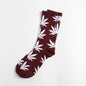 Calcetines Casuales de Algodón Premium – Diseño Único de Hojas de Cannabis y Motivos Naturales

Descubre la combinación perfecta entre estilo, comodidad y calidad con nuestros calcetines casuales unisex, diseñados espe